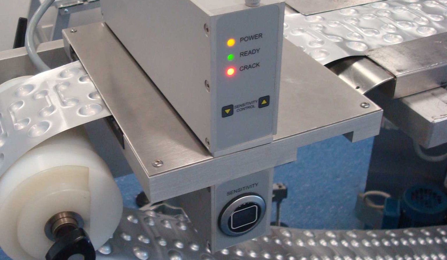 Pin Checker Machine checKITpin: Pinhole Detection for Blister - SEA Vision